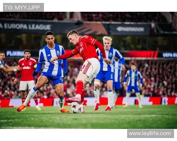 欧联杯波尔图大逆转5比1击溃阿森纳争议判罚引发全场热议